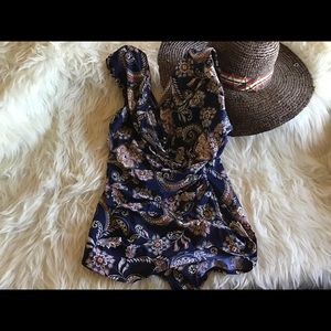 113). NWOT Lands End one pc